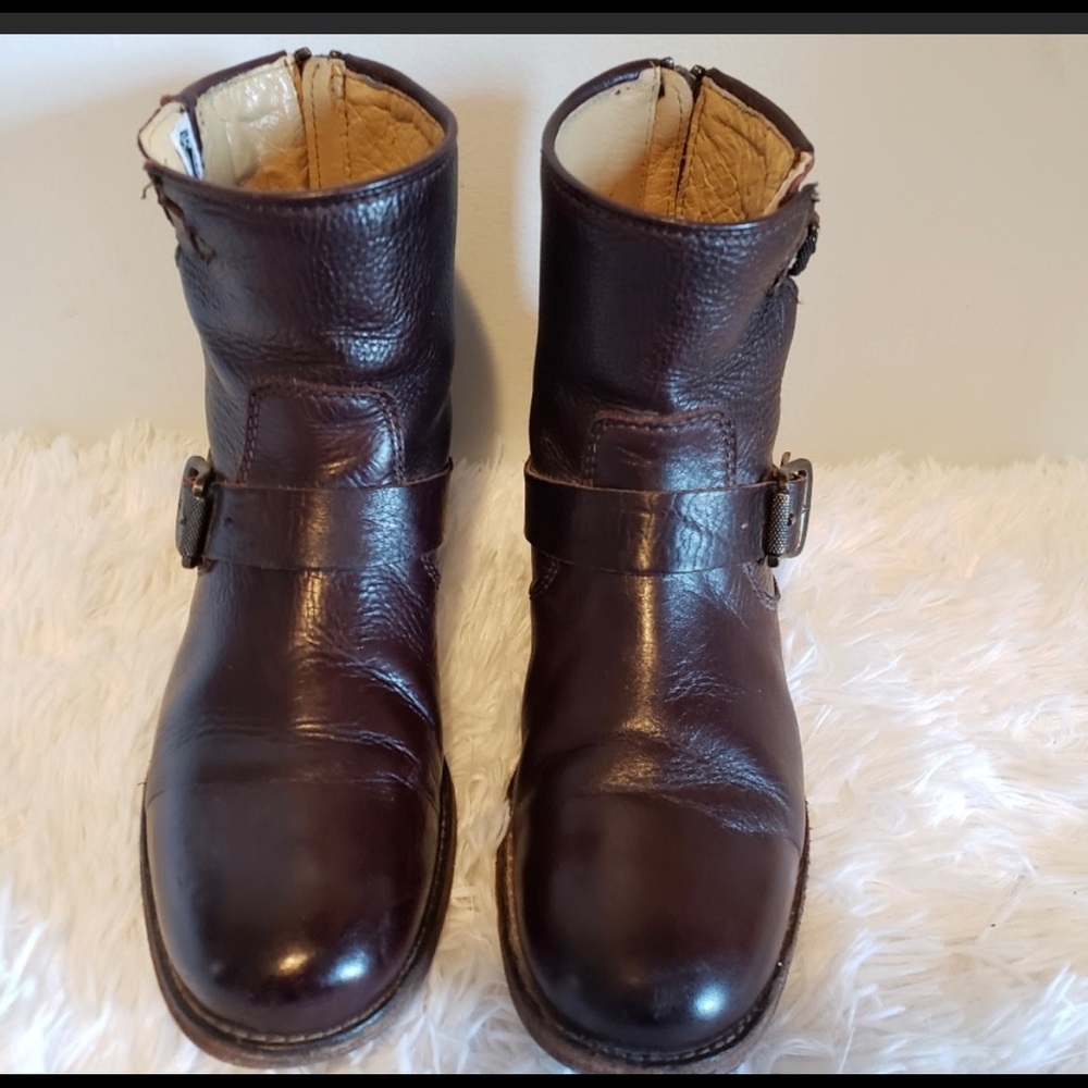 Frye Women’s Tyler engineer boot